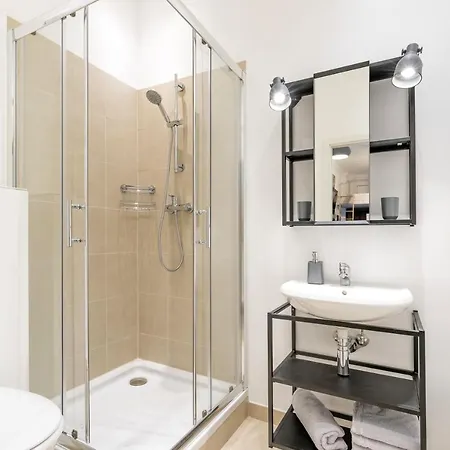 The Koburger Hh, Lovely 1 Bedroom With High Bed Up To 4 Ppl *